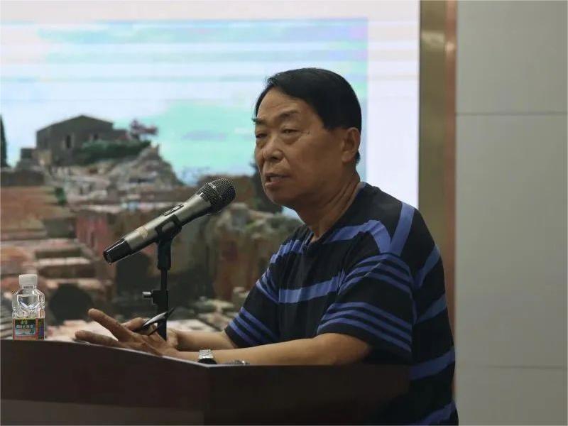 路海波南艺设坛开讲纵论东方电影美学